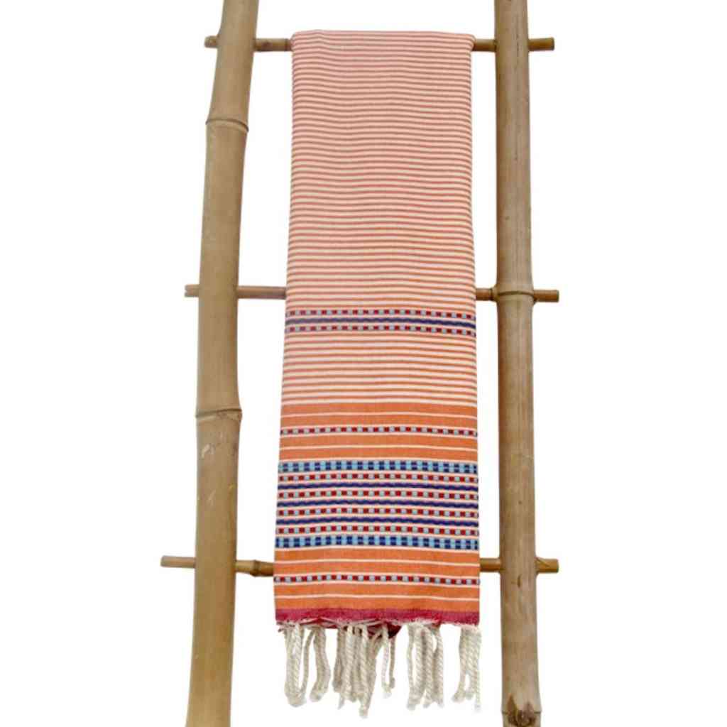 Berbere Fouta Towel - 100% Turkish Cotton Beach Towel & Dries Fast – The  Fouta Spa