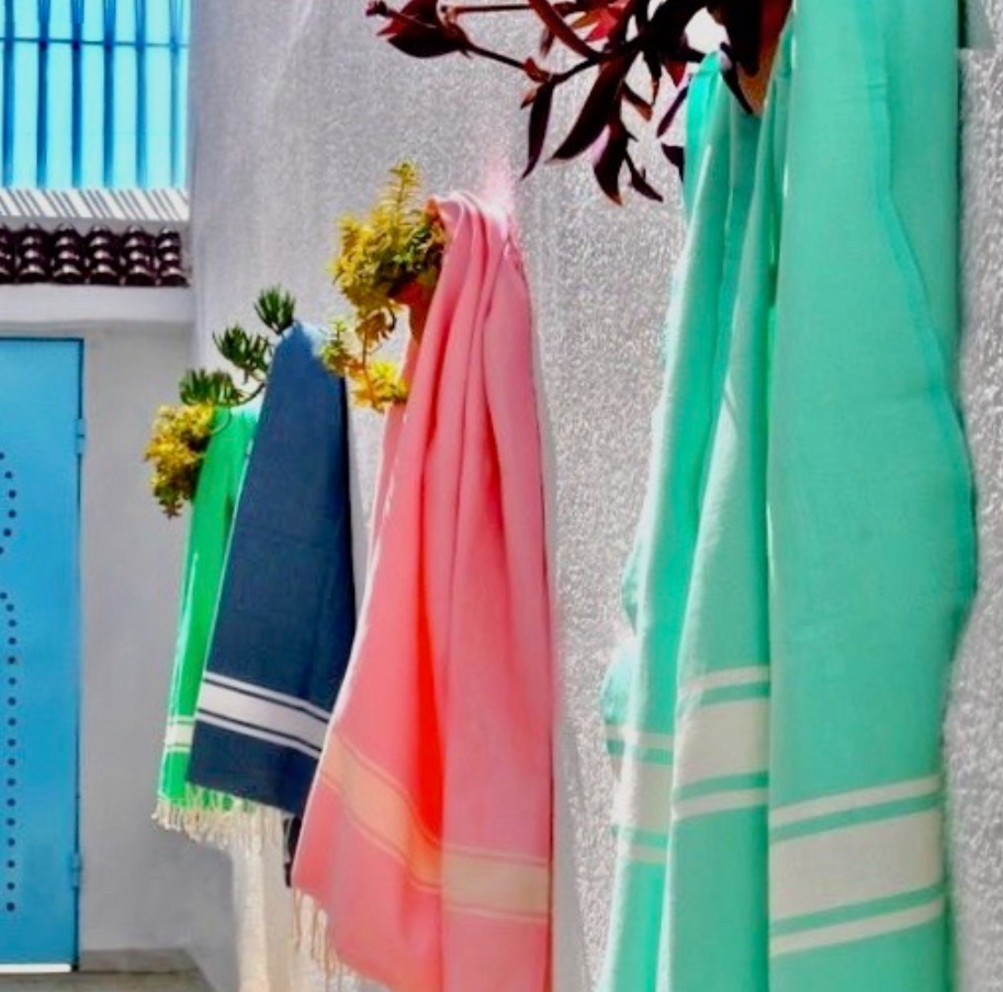 Berbere Fouta Towel - 100% Turkish Cotton Beach Towel & Dries Fast – The  Fouta Spa