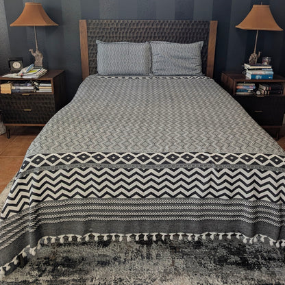 XXL Zig-Zag Fouta Bedspread - 100% Cotton Damask Weave for Queen &amp; King Beds