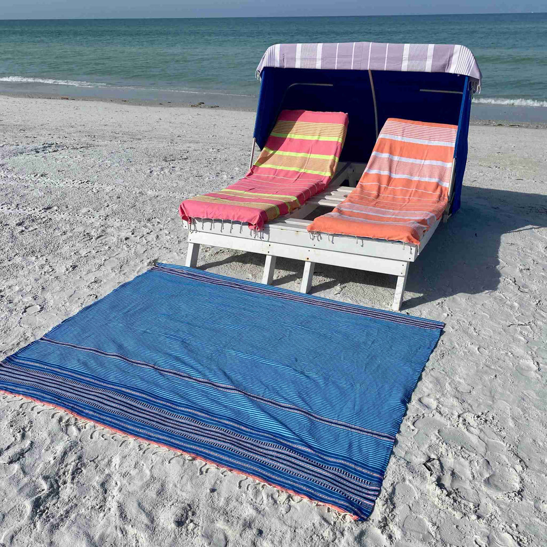 XL Beach Towel - Sand Reppellent